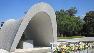 不思議なフォルムです