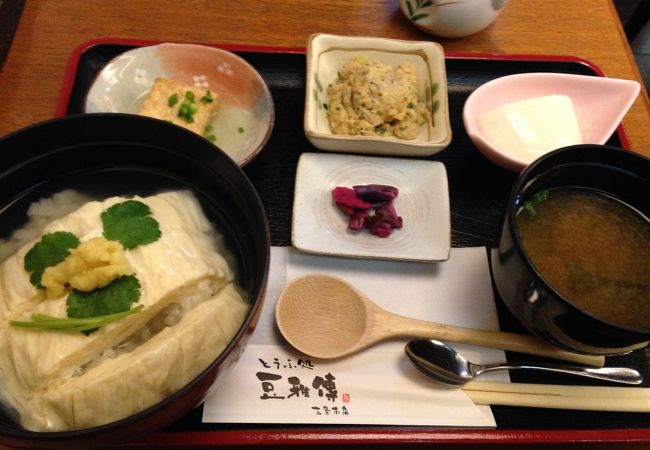 生湯葉丼