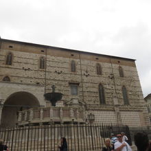 大聖堂と大噴水