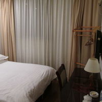 上海 レイクサイド ホリデー イン (上海湖濱假日酒店)