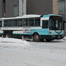 復刻版の旧デザインバス