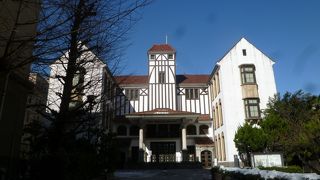 一風変わったレトロな建物