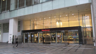 上層階は時間潰しに良いところです。