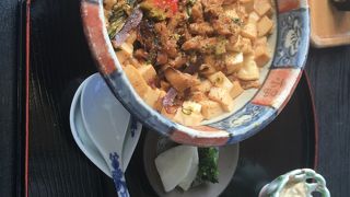 安い豆腐料理をおいしくいただけます