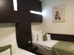 ホテル キュービックス 写真