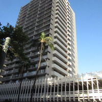 1階には「クラッキン・キッチン」あります。