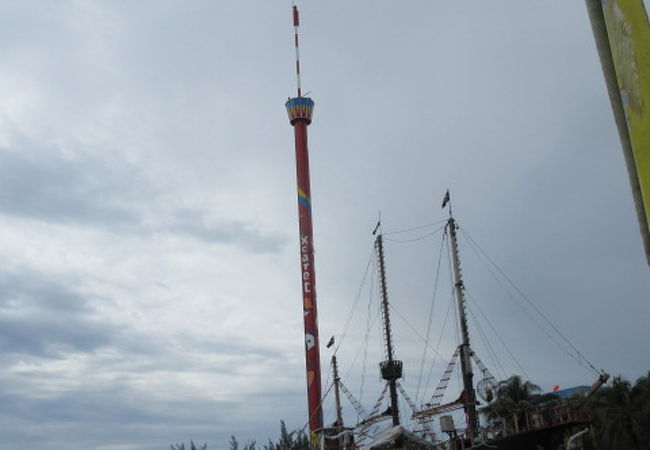 カンクンタワー