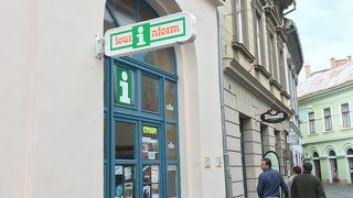 パンフレットがいろいろあります