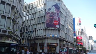 魅力的なデパート