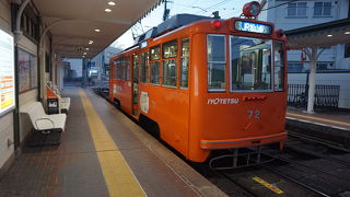 市内電車と郊外電車