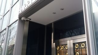 表参道ヒルズにあるハリーウィンストン