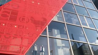 ラテを飲みながら休憩