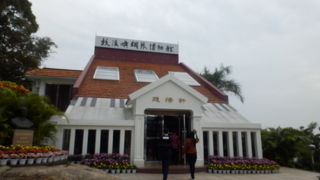 美しいピアノが展示