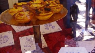 旅番組には必ず出てくる、ポルトガルで1番有名なエッグタルトのお店です