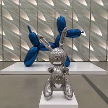 Jeff Koonsの作品