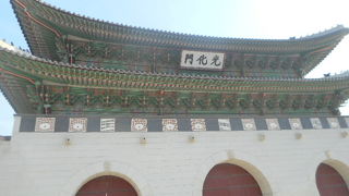 王宮守門将が警備