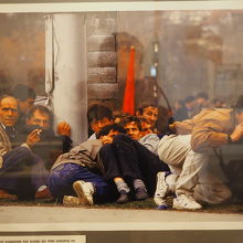 紛争を今に伝える重要な展示