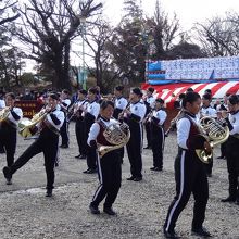 演奏しながらのパフォーマンスも楽しい