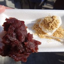 振舞われたお餅　なかなかの味です