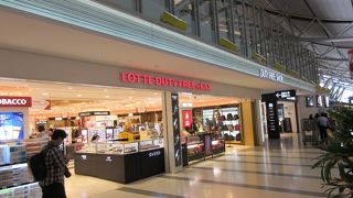 御馴染みロッテ系列のお店です。