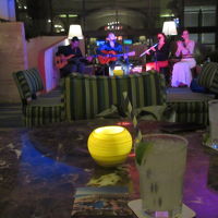 ロビーバーのライブ