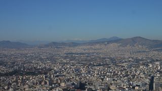 ケーブルカーで一気に上へ