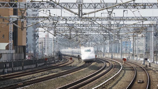 昼間はすいている