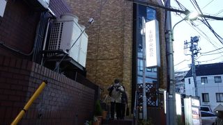 原宿の真ん中で静かに存在する教会