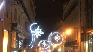 ロシオ駅から「カルモ通り」へつながる道