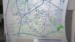 多くの文士や芸術家が住んでいました