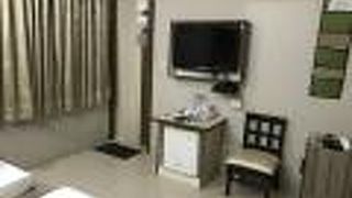 ツリーボ ロックウェル プラザ