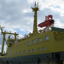 底土港着岸後の橘丸です