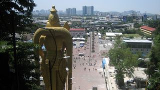 バトゥケイブへの行き方が変更になりました。