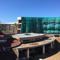 オーシャンタワーの一部は大改装中です。若干工事の音がうるさい