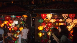 ホイアンで見るとなんか雰囲気あります。