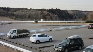 房総導水路の一翼を担う長柄ダム、ダム湖の水は遥か利根川から導水されています