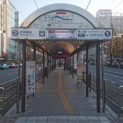 ＪＲ岡山駅から少し離れています。