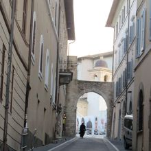 聖サン・フランチェスコへの入り口