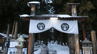 国指定史跡である上杉家の廟所です。