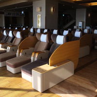 外を見ながらここで一晩明かすことも可能