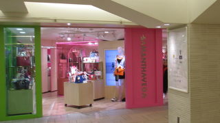 サマンサベガは目の保養です。