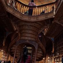 ハリーポッターの寮のような階段