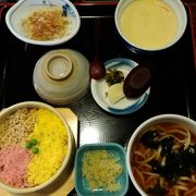 昔ながらの雰囲気の和食店