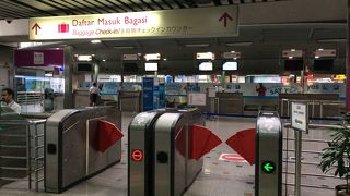 KLセントラル駅からマレーシア航空を利用するには便利