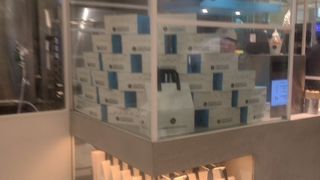 札幌生まれの不思議食感シュークリーム