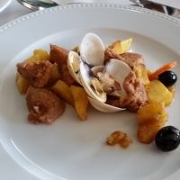 豚肉とアサリとジャガイモとカリフラワーの炒め煮