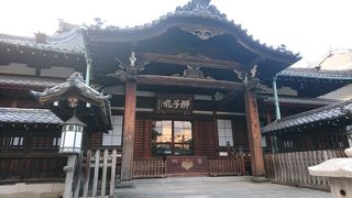 赤穂浪士の墓があります