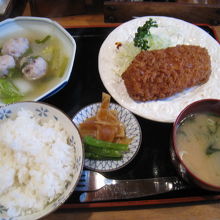 居酒屋ですが、なぜかカツ！