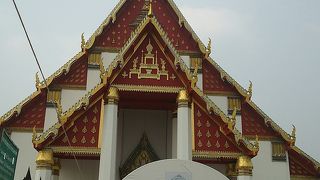 縁日のような雰囲気