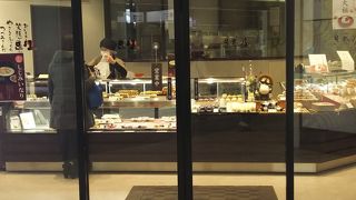 和菓子がたくさん！いなり寿司も！